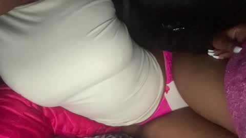 cherryb online show from March 25, 2026, 1:55 am