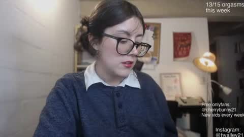 Sarah Prez online show from July 11, 2026, 5:43 am