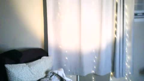 Cherry milf xx online show from June 19, 2026, 5:01 am