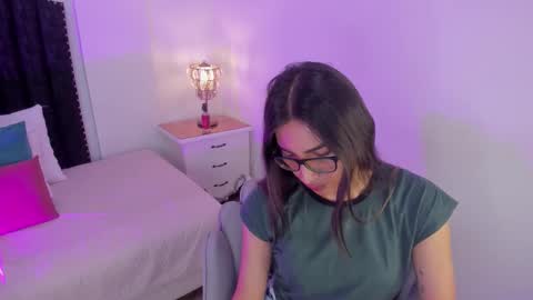 Cherry online show from November 8, 2025, 12:27 pm