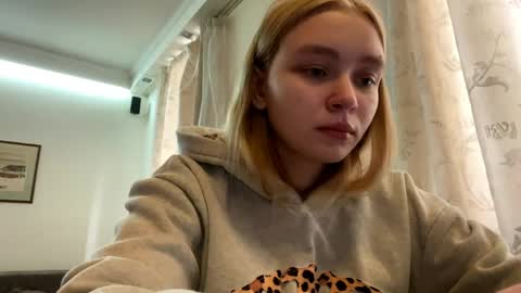 Lei online show from April 19, 2026, 11:09 am