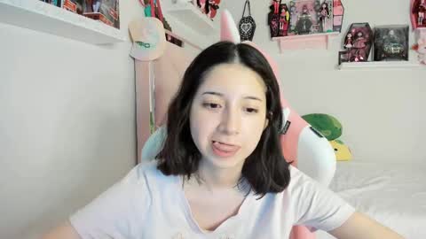 cherrycute666 online show from March 5, 2025, 2:36 am