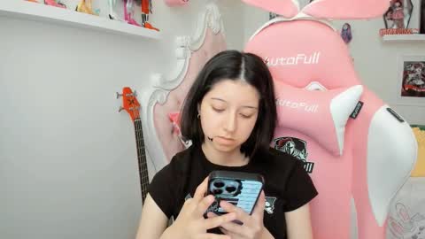 cherrycute666 online show from March 6, 2026, 11:34 pm