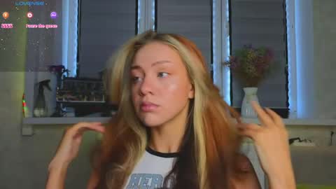 Lysia online show from May 23, 2026, 5:01 am