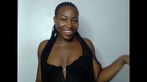 cherrywetpussy online show from June 19, 2026, 9:40 pm