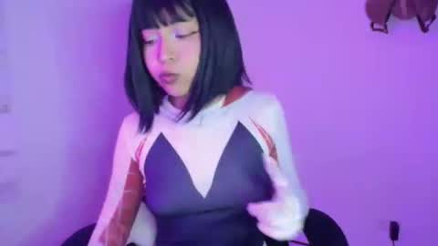 Cherry  online show from February 12, 2025, 3:40 am