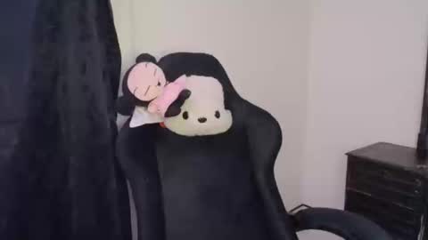 Cherry  online show from February 22, 2025, 3:56 am