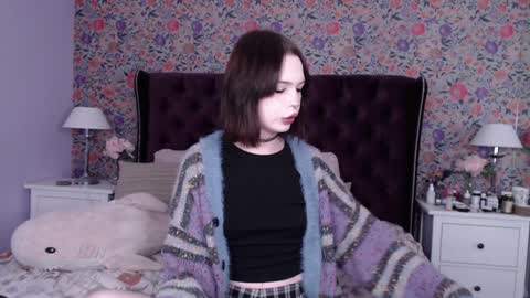 amelia online show from January 3, 2025, 3:44 pm