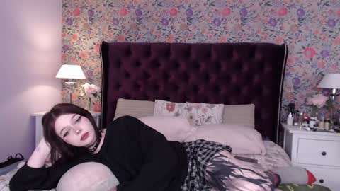 amelia online show from January 8, 2025, 5:48 pm