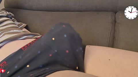 Snapshot of chezmonsieur_g chatting on September 24, 2025, 8:01 pm Grey online show from September 24, 2025, 8:01 pm