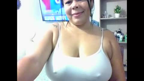 Snapshot of chiarafioree chatting on February 26, 2025, 6:54 pm ChiaraFioree online show from February 26, 2025, 6:54 pm
