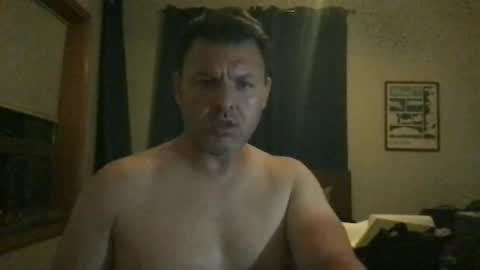 Snapshot of chicagoguy7183 chatting on June 8, 2026, 5:19 am chicagoguy7183 online show from June 8, 2026, 5:19 am