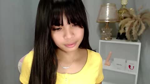 Snapshot of chictemptation_ chatting on April 28, 2026, 2:27 am CRISTINE3. online show from April 28, 2026, 2:27 am