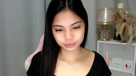 Snapshot of chictemptation_ chatting on May 21, 2026, 11:01 pm CRISTINE3. online show from May 21, 2026, 11:01 pm