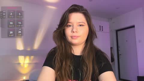 Snapshot of chiculya chatting on April 19, 2026, 1:21 pm chiculya online show from April 19, 2026, 1:21 pm