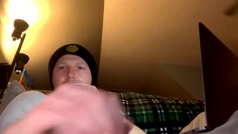 chillgi97 online show from December 11, 2024, 11:21 pm