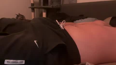 ChillGuyAVGsize online show from April 26, 2026, 3:37 am