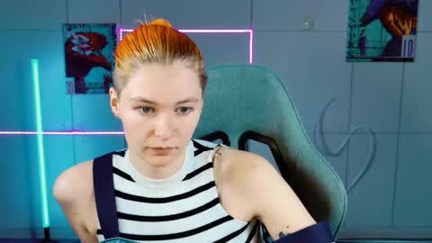 Bella online show from October 7, 2025, 5:15 am