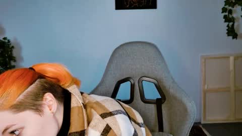 Bella online show from November 2, 2025, 9:11 am