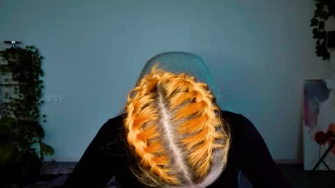 Bella online show from November 10, 2025, 9:08 am