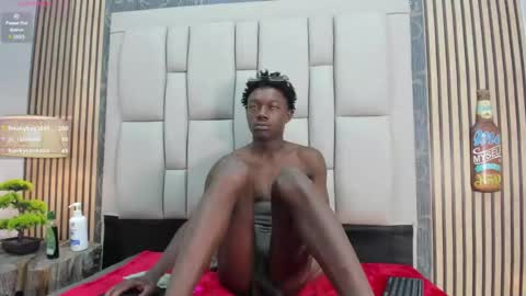 chimi88 online show from January 29, 2025, 2:32 pm