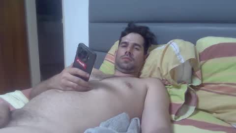 chiquillo871 online show from March 7, 2026, 6:32 am