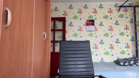 chiraq1945 online show from February 24, 2026, 7:39 am