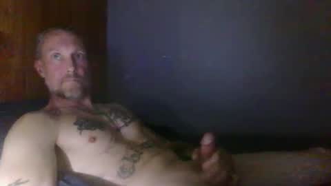 chiraq3232 online show from April 25, 2026, 5:21 am