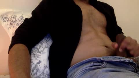 Snapshot of chirumiru123 chatting on January 14, 2026, 4:01 pm chirumiru123 online show from January 14, 2026, 4:01 pm