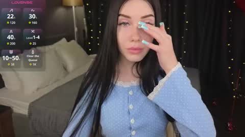 Chloe online show from February 23, 2026, 12:09 am