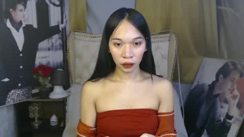 chloe_bilat online show from November 21, 2025, 11:14 pm