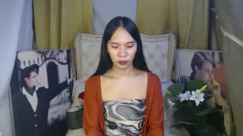 chloe_bilat online show from November 28, 2025, 1:41 am