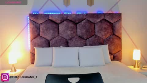 Snapshot of chloe_durand_ chatting on October 8, 2025, 8:28 pm chloe_durand_ online show from October 8, 2025, 8:28 pm
