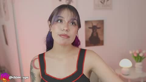 Snapshot of chloe_evans12 chatting on May 30, 2026, 6:10 am Chloe online show from May 30, 2026, 6:10 am
