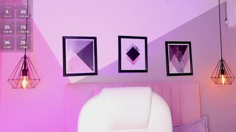 Chloe online show from February 7, 2025, 6:24 pm