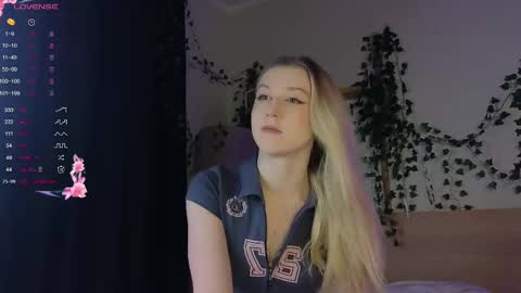 Snapshot of chloe_guidry chatting on March 9, 2025, 2:07 am Arianaa Mourrr online show from March 9, 2025, 2:07 am
