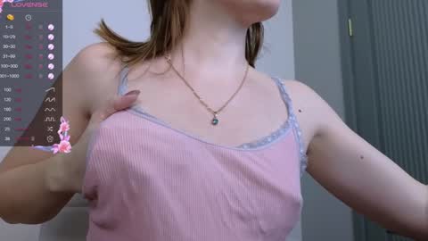 Chloe online show from February 1, 2025, 9:29 pm