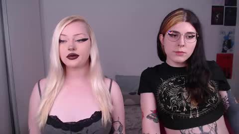 Snapshot of chloe_levine chatting on April 12, 2026, 11:21 pm Chloe Levine online show from April 12, 2026, 11:21 pm