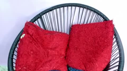 chloe online show from December 5, 2024, 5:17 pm