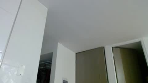 cloes  online show from October 29, 2025, 5:20 am