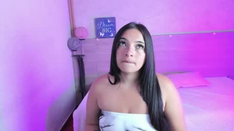 Snapshot of chloe_stark_ chatting on May 1, 2026, 12:21 pm chloe_stark_ online show from May 1, 2026, 12:21 pm