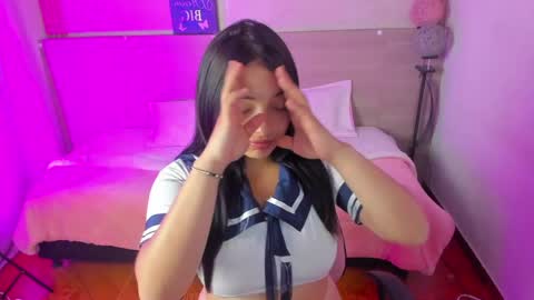 Snapshot of chloe_stark_ chatting on May 14, 2026, 11:39 am chloe_stark_ online show from May 14, 2026, 11:39 am