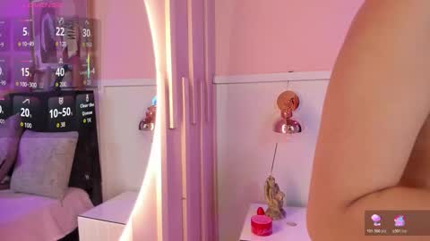   online show from November 19, 2025, 7:58 pm