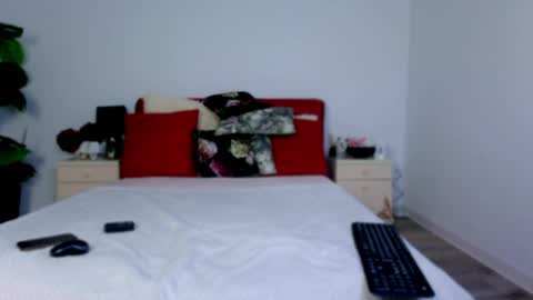 Chloe online show from April 2, 2026, 3:59 am