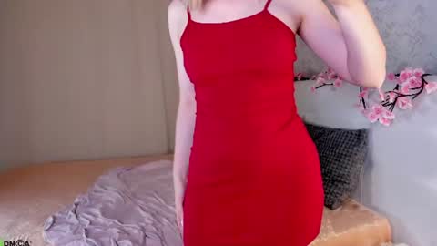 Chloe Deccker online show from June 18, 2026, 1:06 am