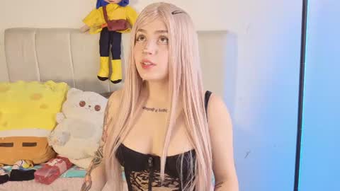 Chloe online show from July 3, 2026, 8:04 pm