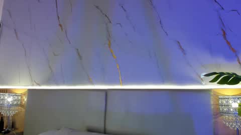 Chloee online show from November 12, 2025, 11:54 am