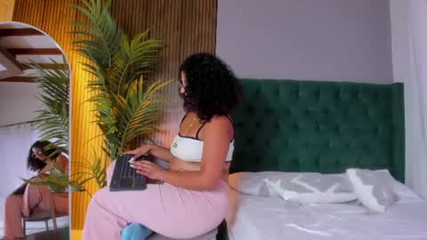 Chloe fixxx online show from June 13, 2026, 8:51 pm