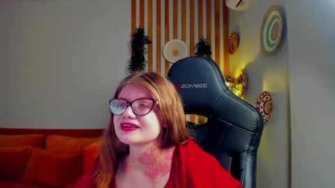 ChloeHalses online show from May 29, 2026, 5:00 pm