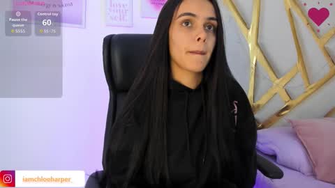 Snapshot of chloeharper_ chatting on October 17, 2025, 7:16 pm Chloe Harper online show from October 17, 2025, 7:16 pm